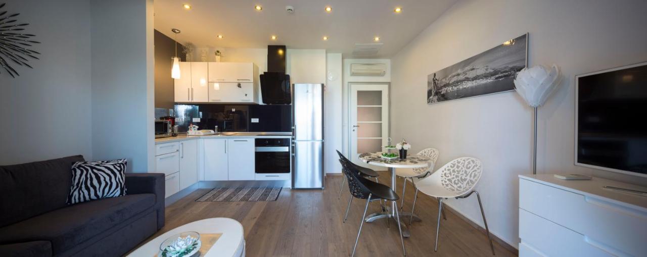 Villa Nena Makarska Esterno foto